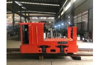 礦用CJY3噸架線式電機(jī)車可以拉多少個(gè)礦斗？