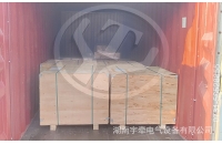 一批礦用湘潭電機(jī)車裝柜發(fā)往海外